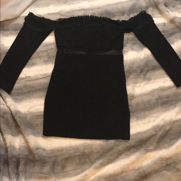 Back Shoulder-less Mini Dress - Picture 1 of 3